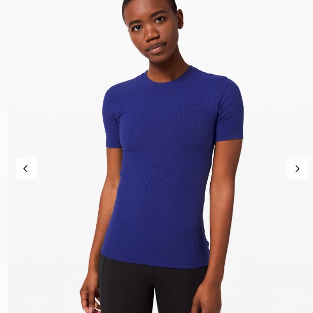 Lululemon LA Tight Short Sleeve Tee size:8
